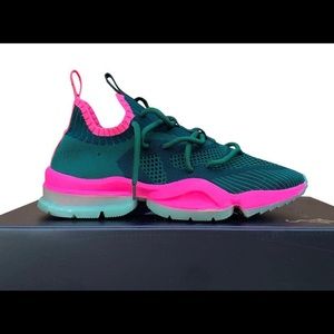 SIA Collective CV 0.02 “MVP” with 2 MVP rope laces!! 💓💚